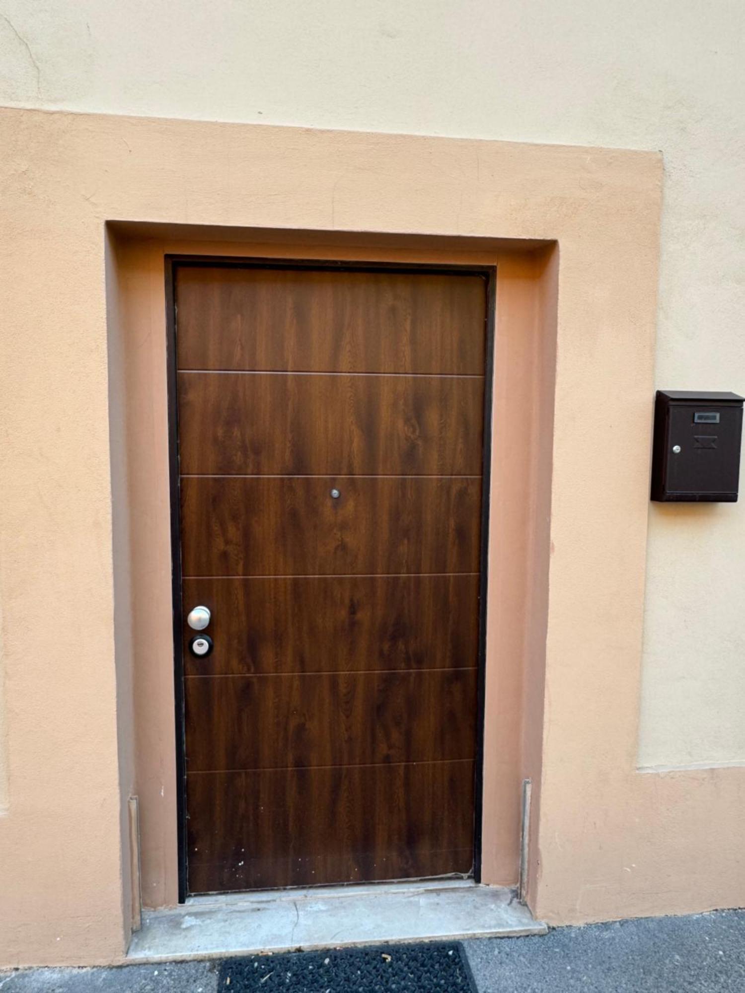 Onda Di Porta A Mare Apartment Livorno Bagian luar foto